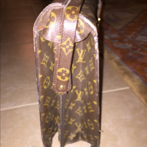 Authentic Louis Vuitton Serviette Fermoir Monogram - Picture 6 of 6